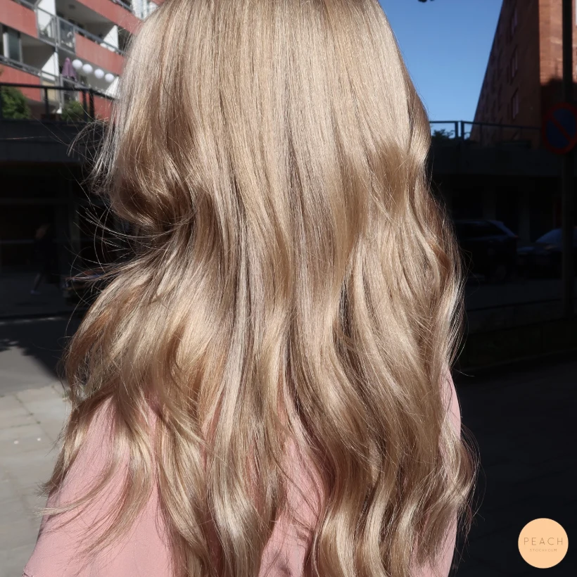 Blond hårfärg – salongsresultat av Felicia Mankinen, 4 juni 2020
