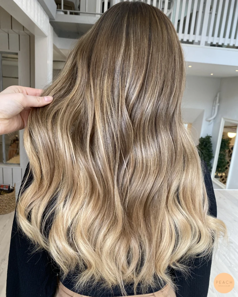 Soft balayage med Hairtalk extensions
