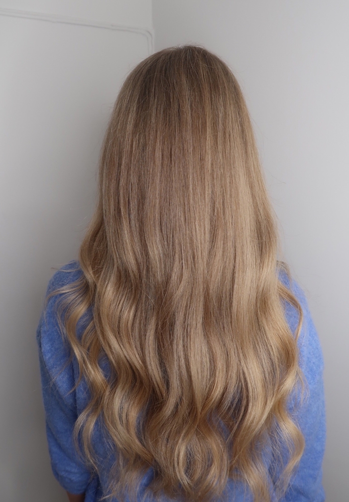 Beigeblond hårfärg