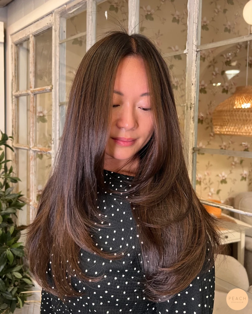 Dark brown hair color 🤎