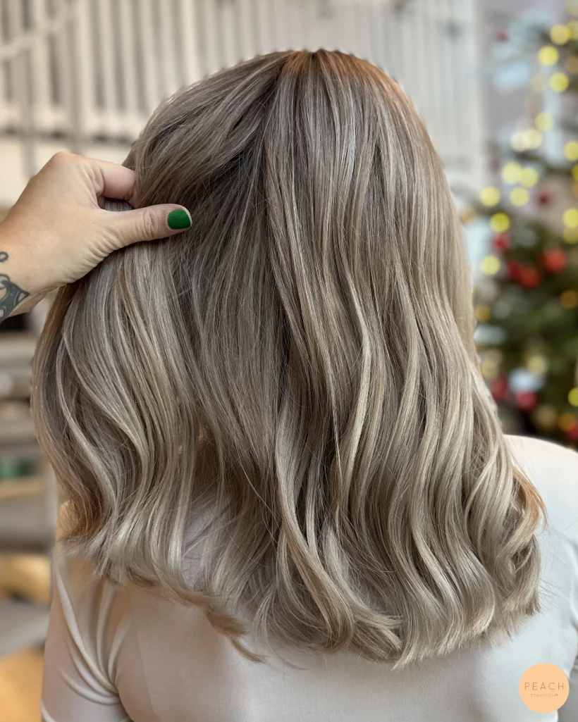 Mörkblond hårfärg