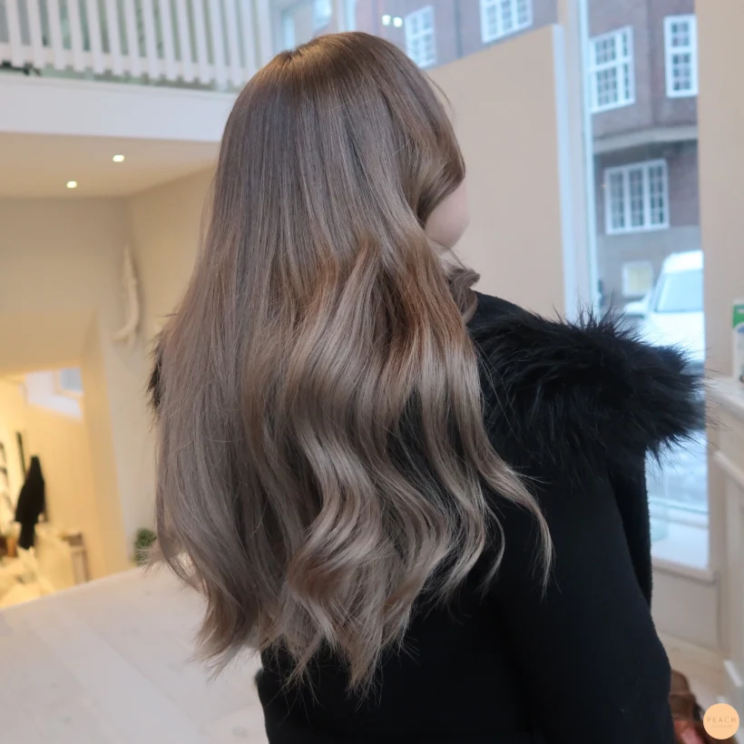 Kall toning blont hår