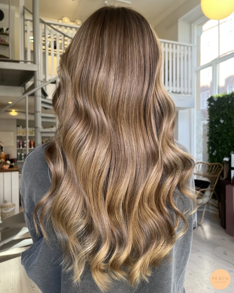Beige bronde hair