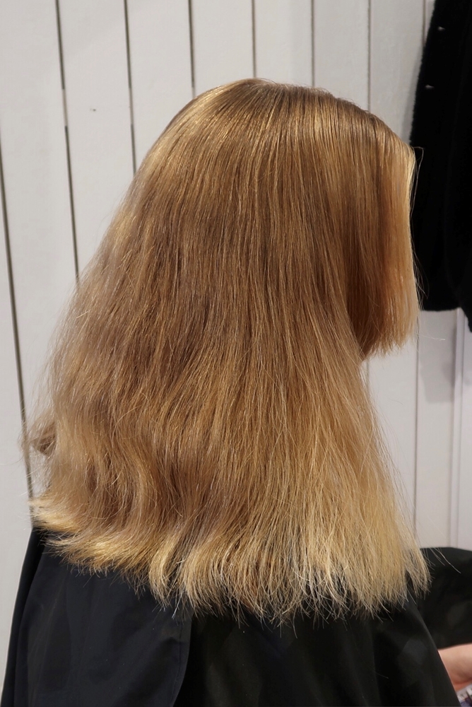 Blond hårfärg med skiftningar