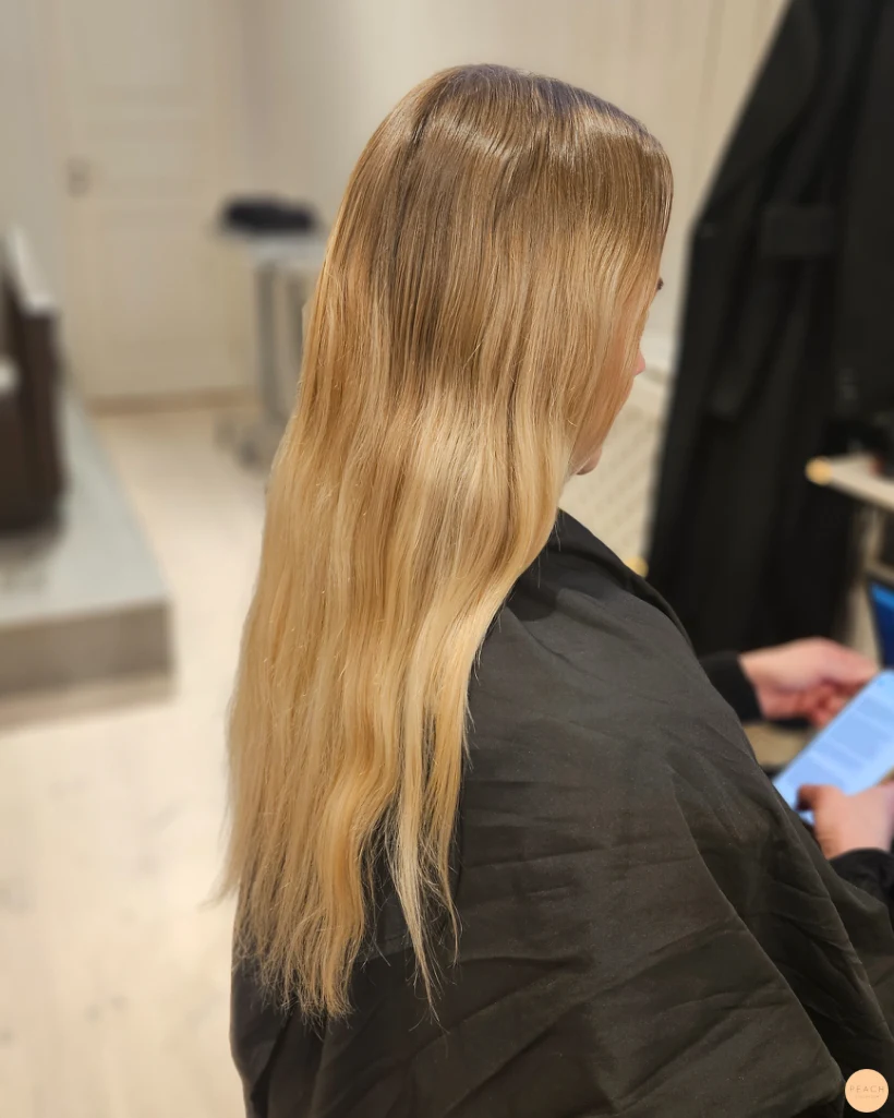 Soft natural blonde highlights