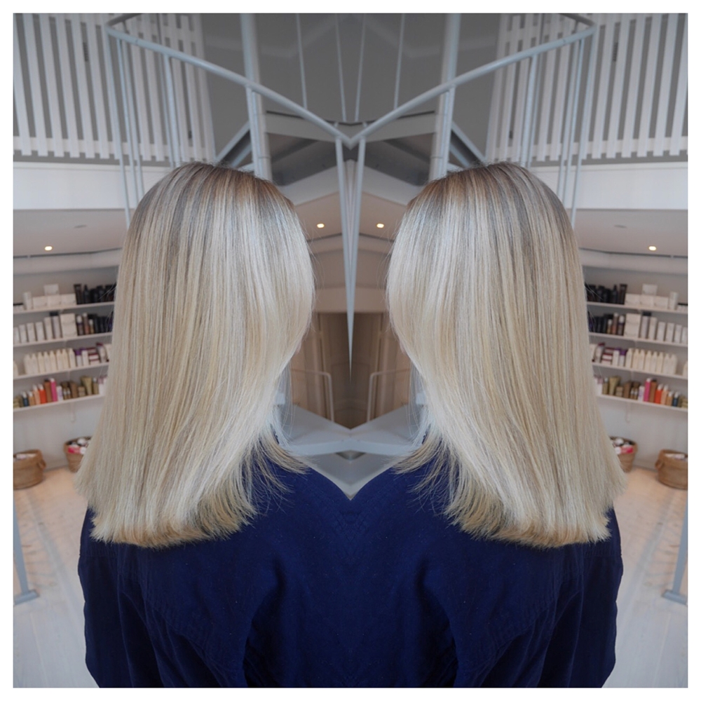 Blond hårfärg