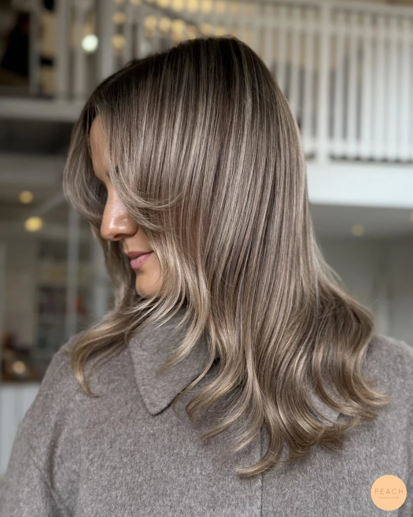 Beige balayage