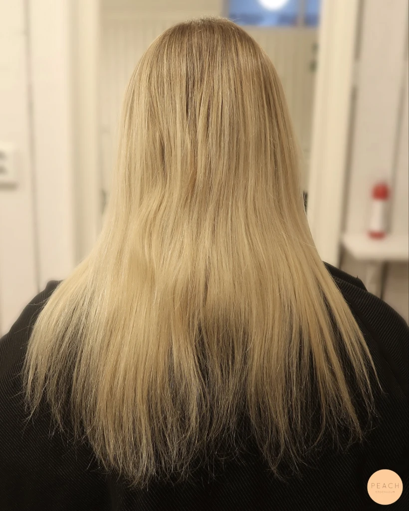 Magi med hairtalk extensions
