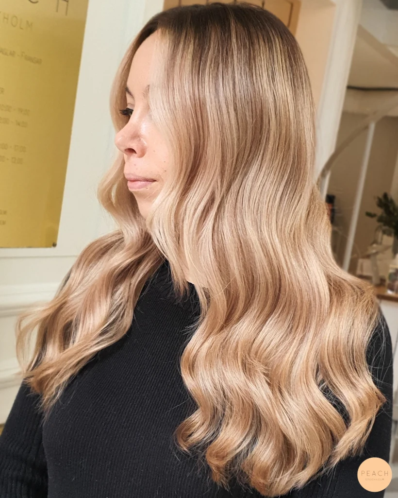Creamy balayage hair