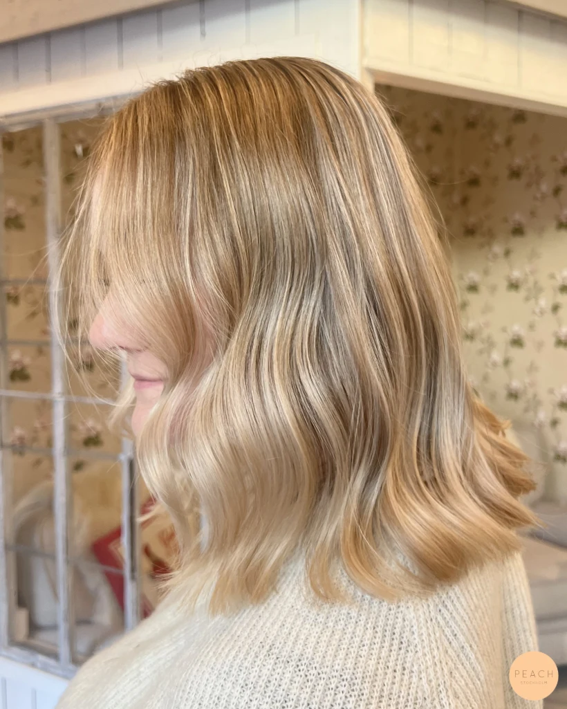 Beige blonde hair color