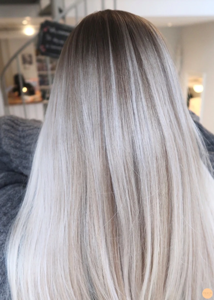 Ljus balayage kall blond