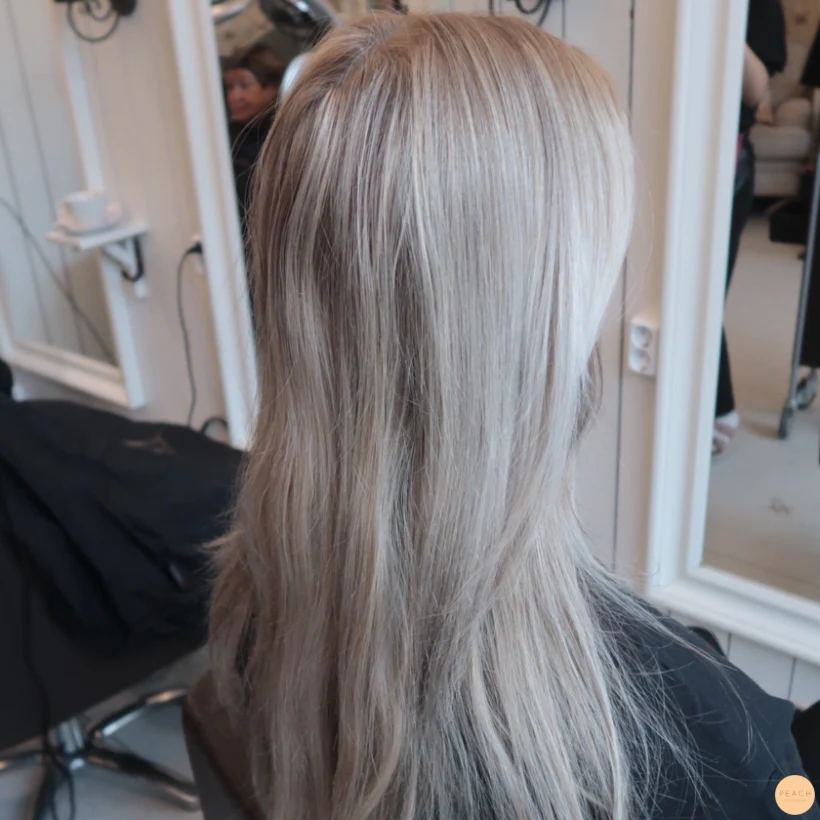 Kall blond balayage