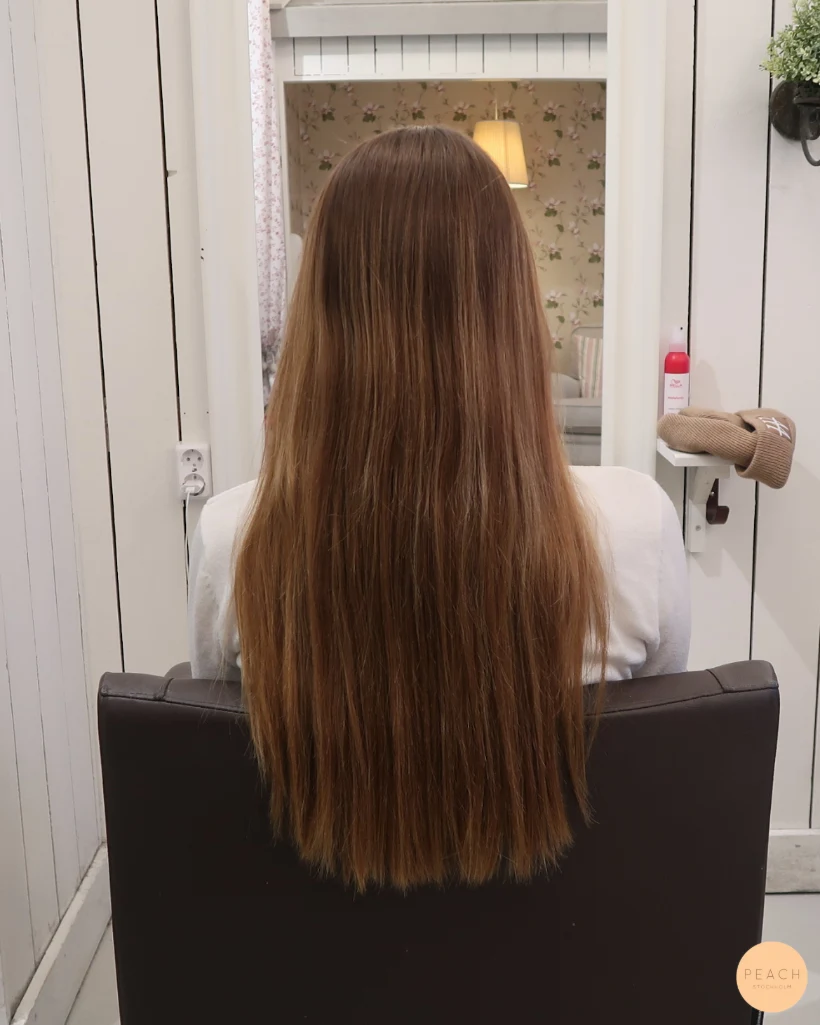 Bronde hårfärg trend 2021 med ljusa slingor