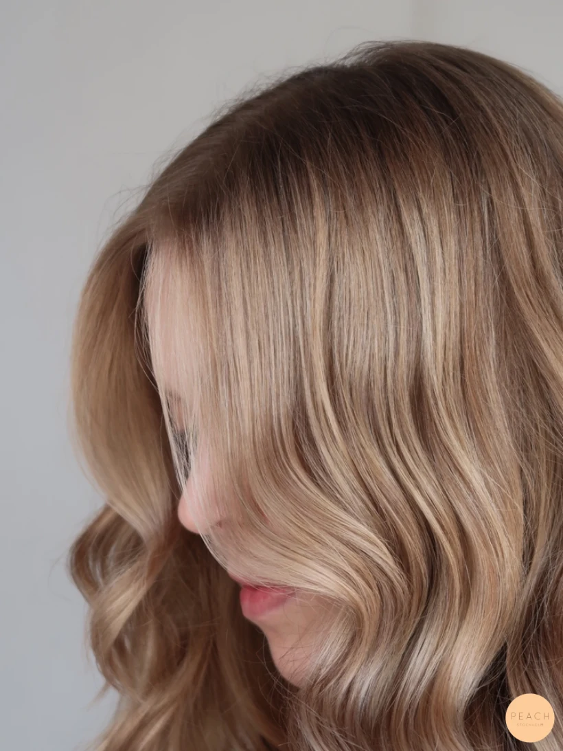 Naturlig balayage varma och kalla toner