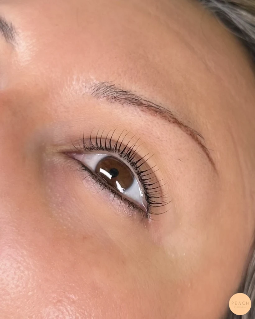 Lash lift naturligt svepande fransar