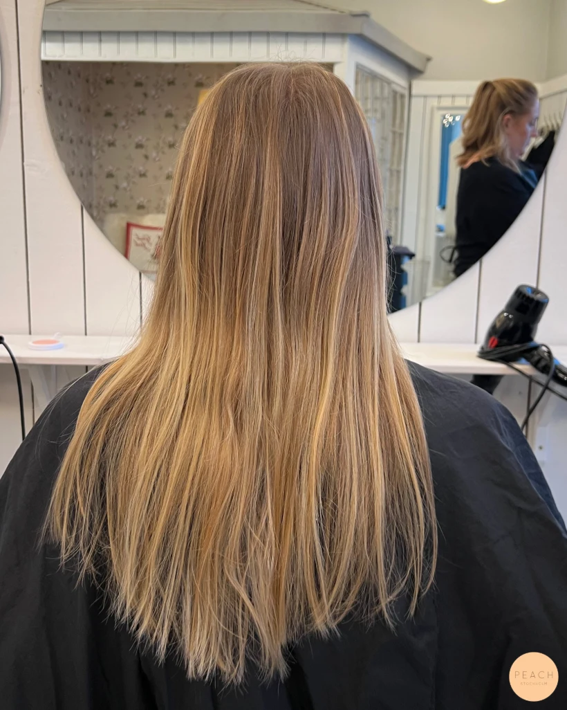 Luscious honeyblonde color✨