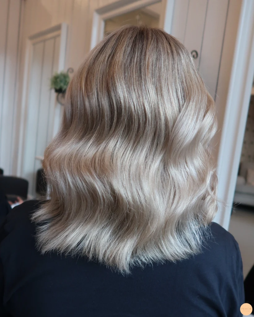 Ljusa folieslingor med fade