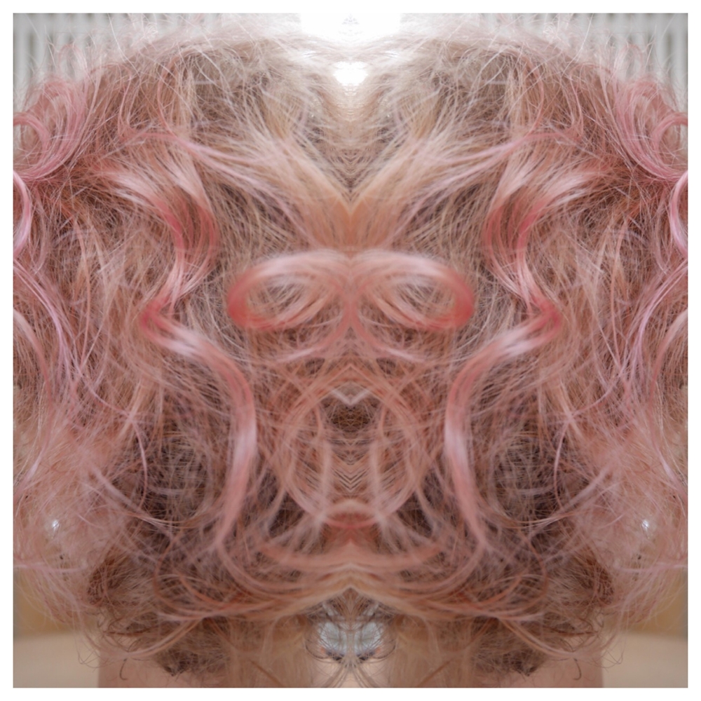 Bubbelsgumsrosa hår