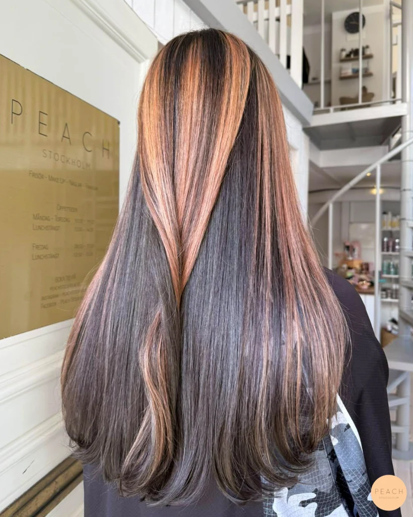 Chunky highlights on dark hair