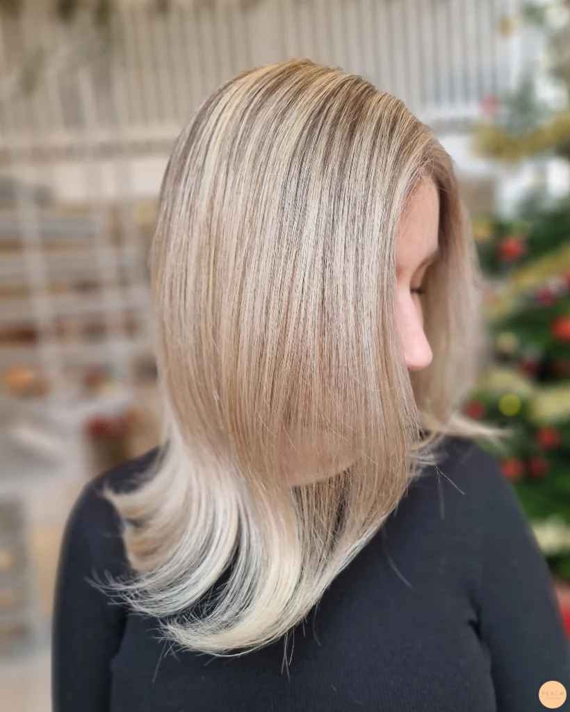 Seamless blonde