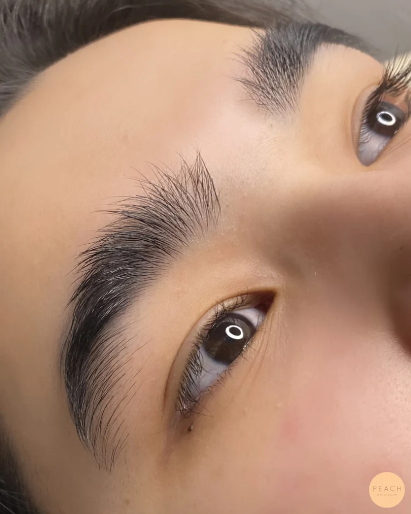 Kombobehandling lashlift och browlift