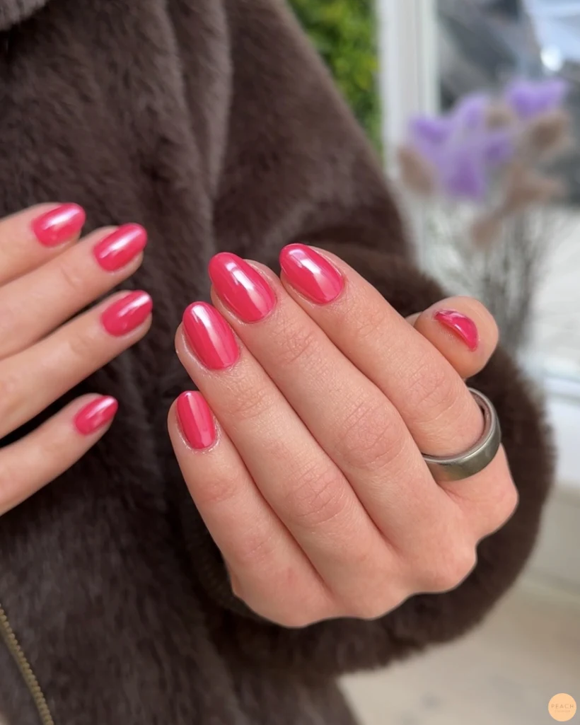 Chrome pink nails
