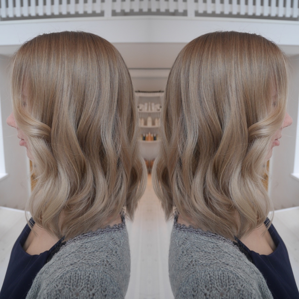 Från ljusblond till mörkblond