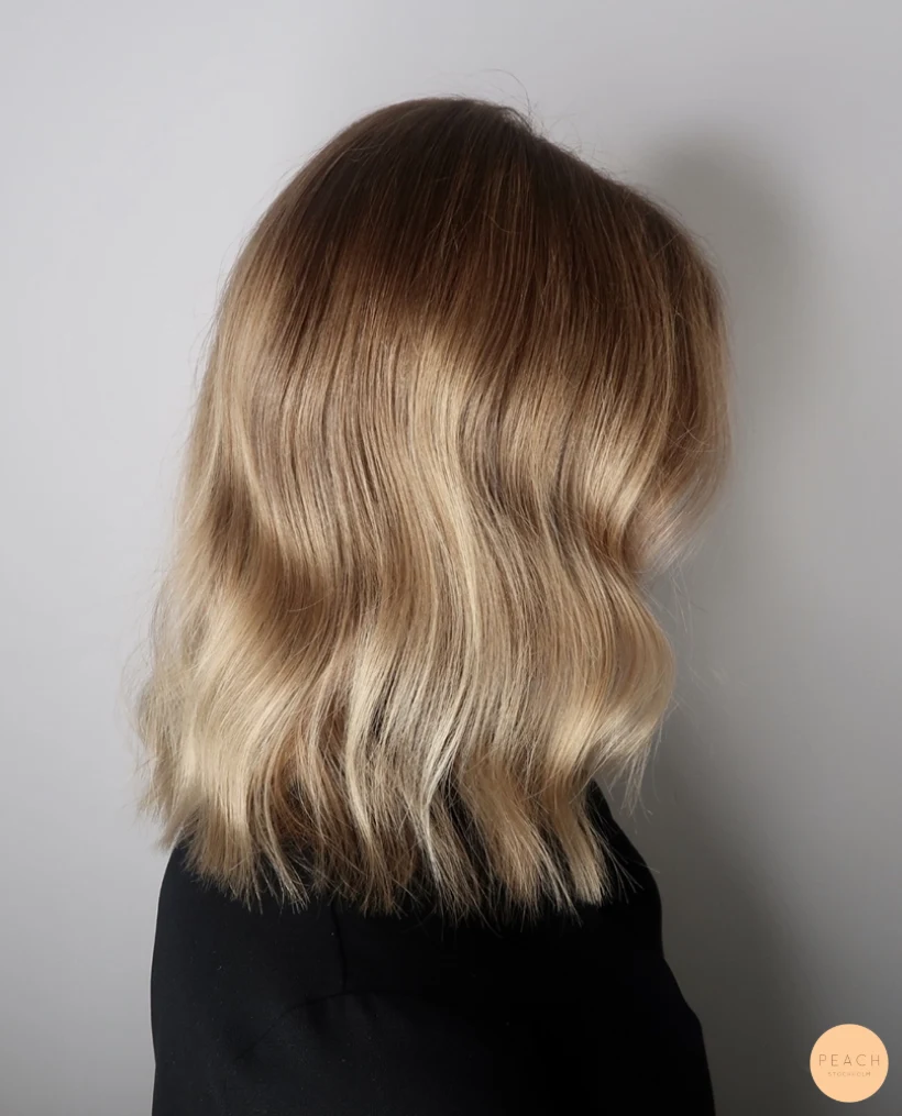 Balayage teknik mjuka blonda slingor