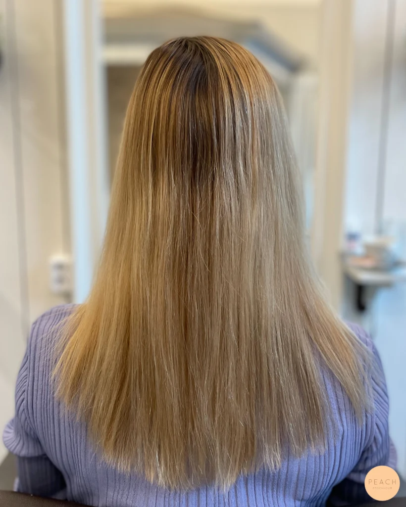 Höstig beige blond med babylights