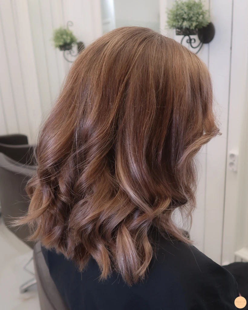 Total makeover 🤩 Ifrån ett ljust hår, till en mer naturlig nyans