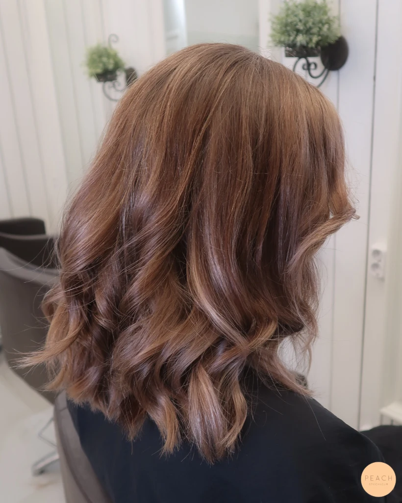 Total makeover 🤩 Ifrån ett ljust hår, till en mer naturlig nyans