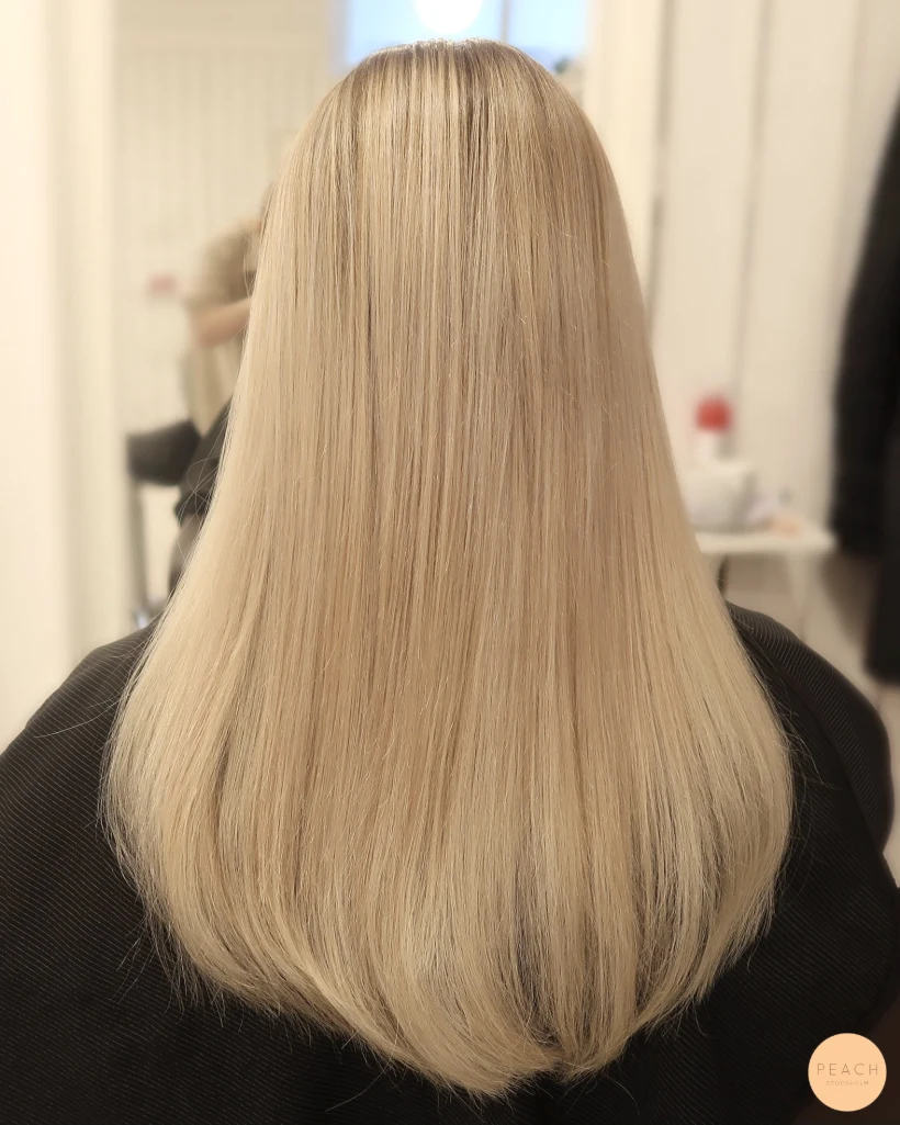 Magi med hairtalk extensions