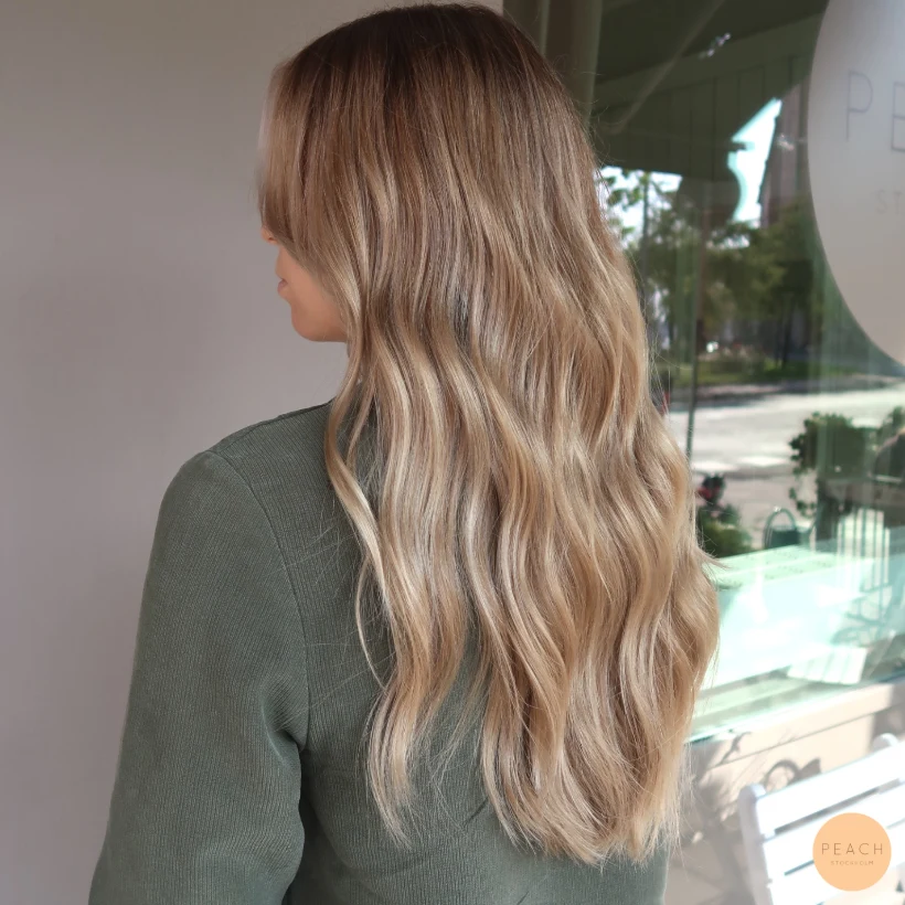 Krämig och sval beige blond