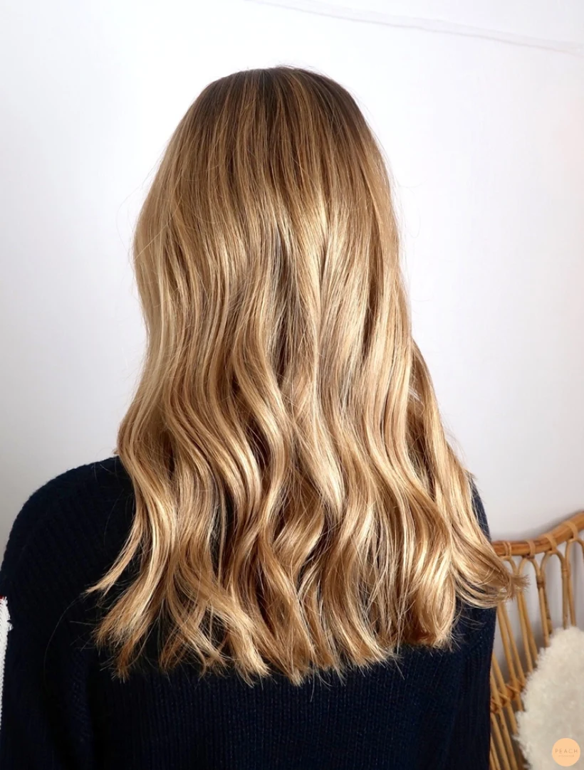 Varm blond hårfärg