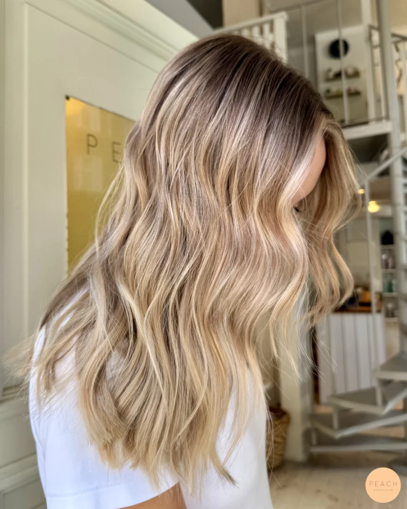 Krämig ljus balayage
