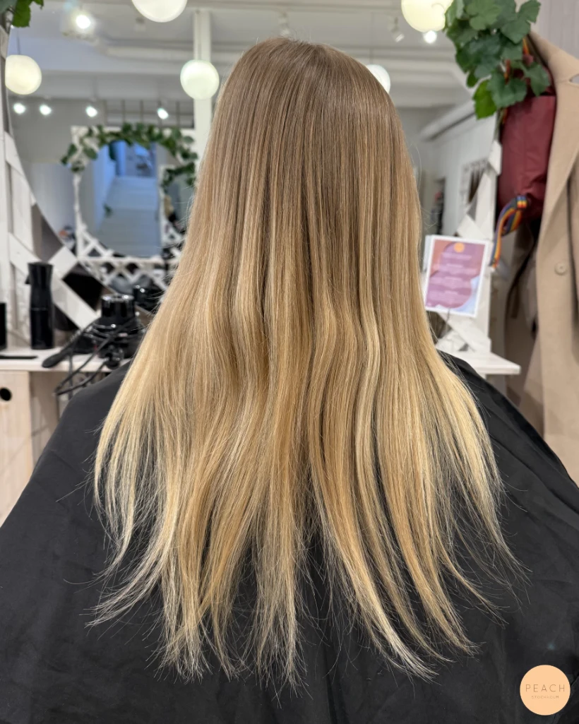 Höst blond hårfärg med Olaplex