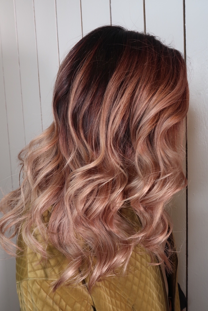 Kall rose hårfärg