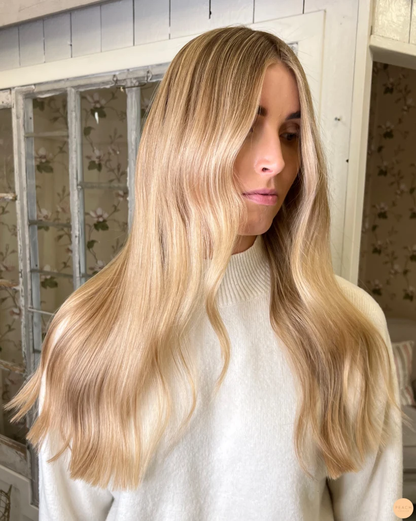 Creamy vanilla blonde hair🌸