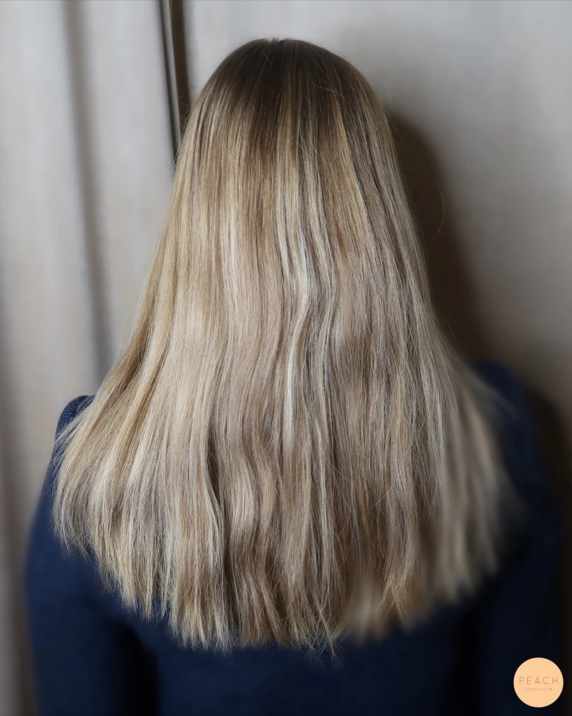 Soft koppar blond