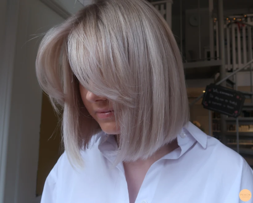 Klar blond hårfärg