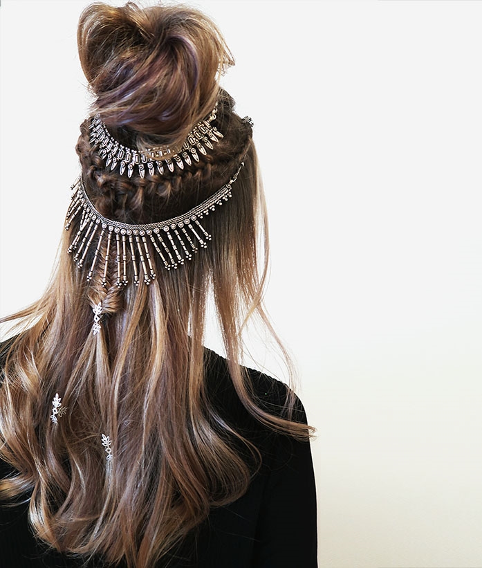Half-up hair with bun and braids and everything 😍 (Halvuppsatt ball frisyr)