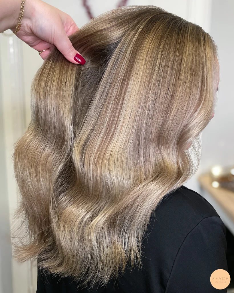 Creamy blonde hair 🤍✨