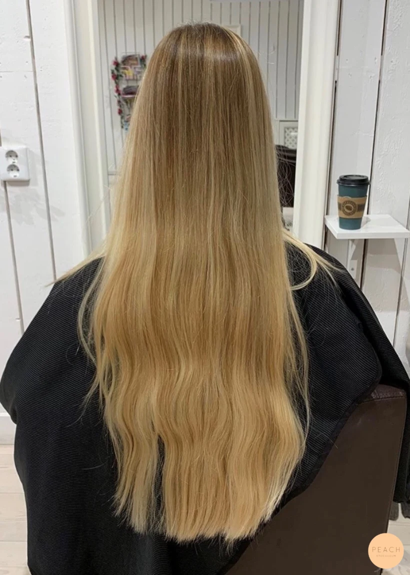 Ljus balayage kall blond