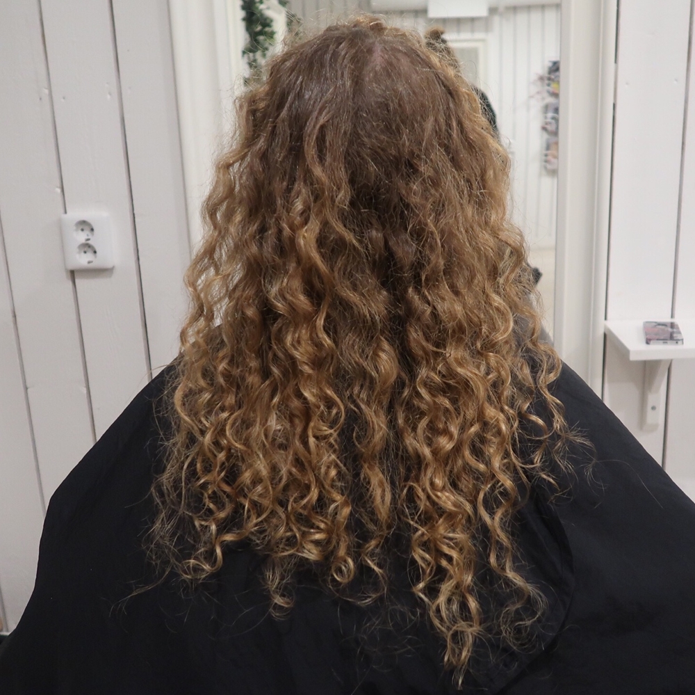 Peach - strawberry blond