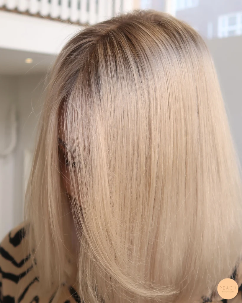 Beige blond hårfärg lob