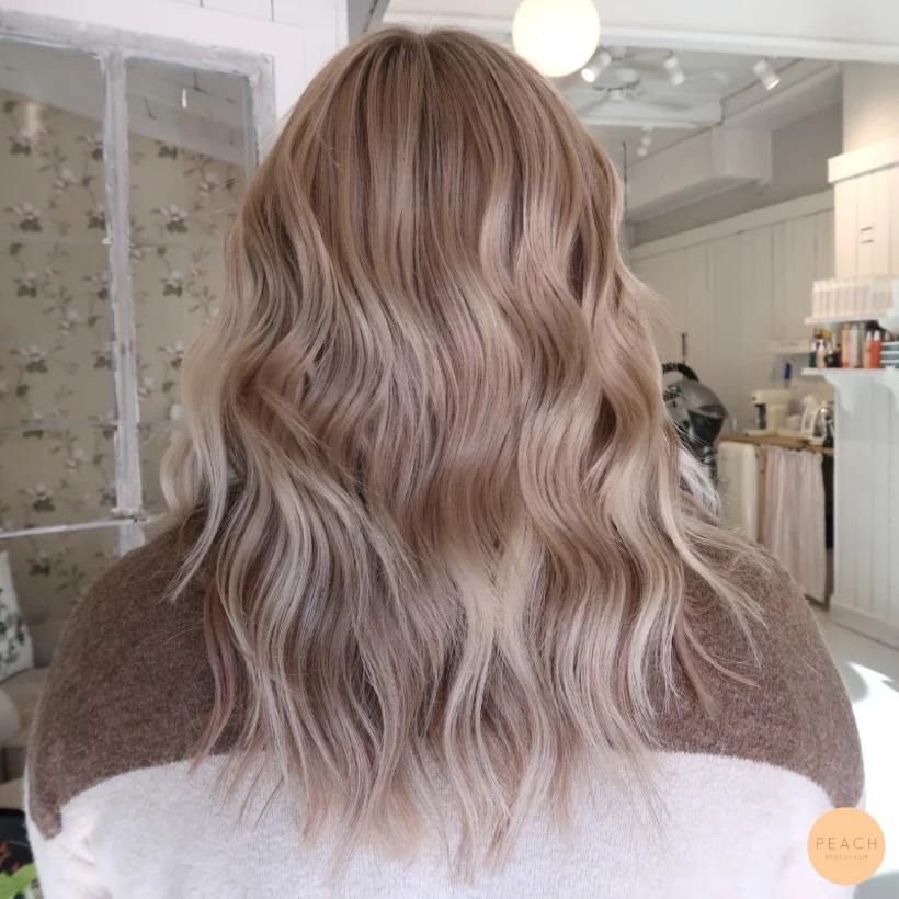 Makeover med balayage och extensions