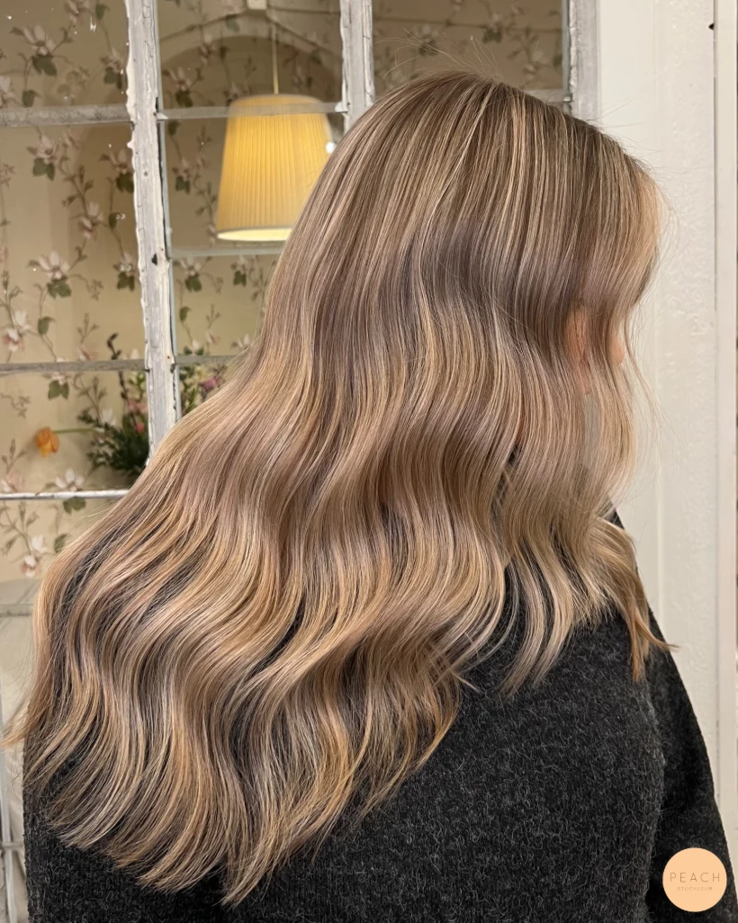 Soft Creamy balayage💫