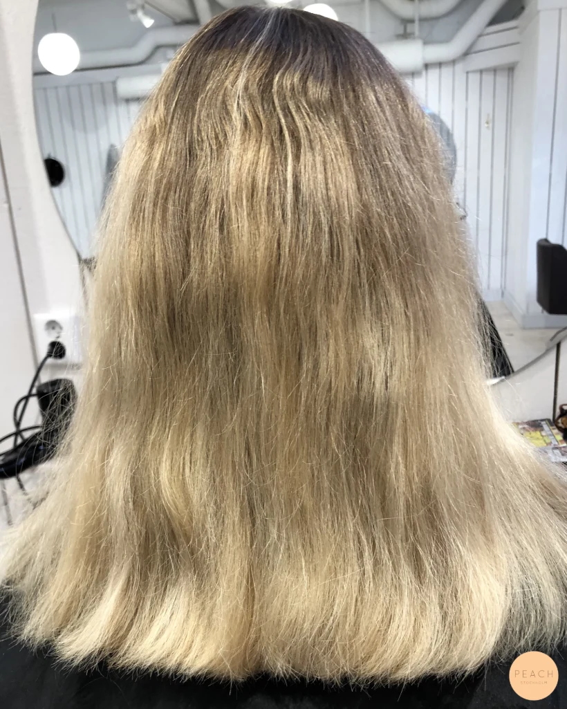 Naturlig blond med mjuka lowlights
