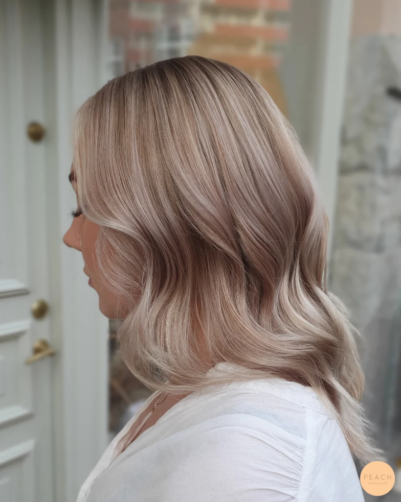 Balayage slingor med en kall, rose touch